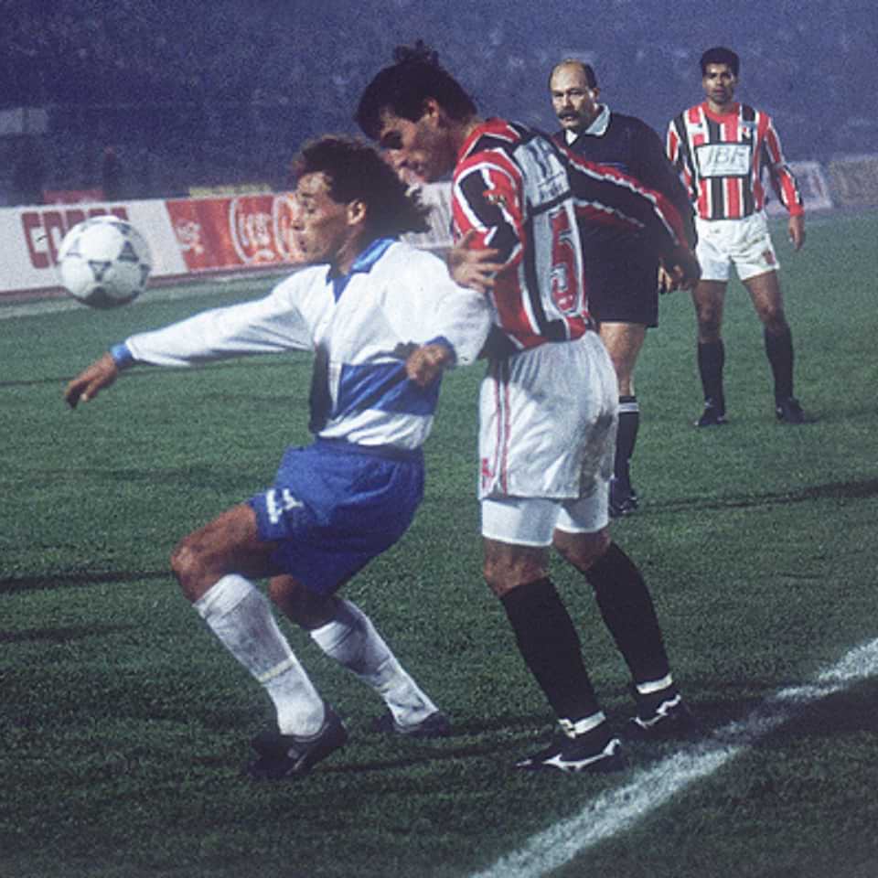 Juan Carlos Almada – Universidad Católica – Match Worn – Final Copa Libertadores 1993 - Imagen 11