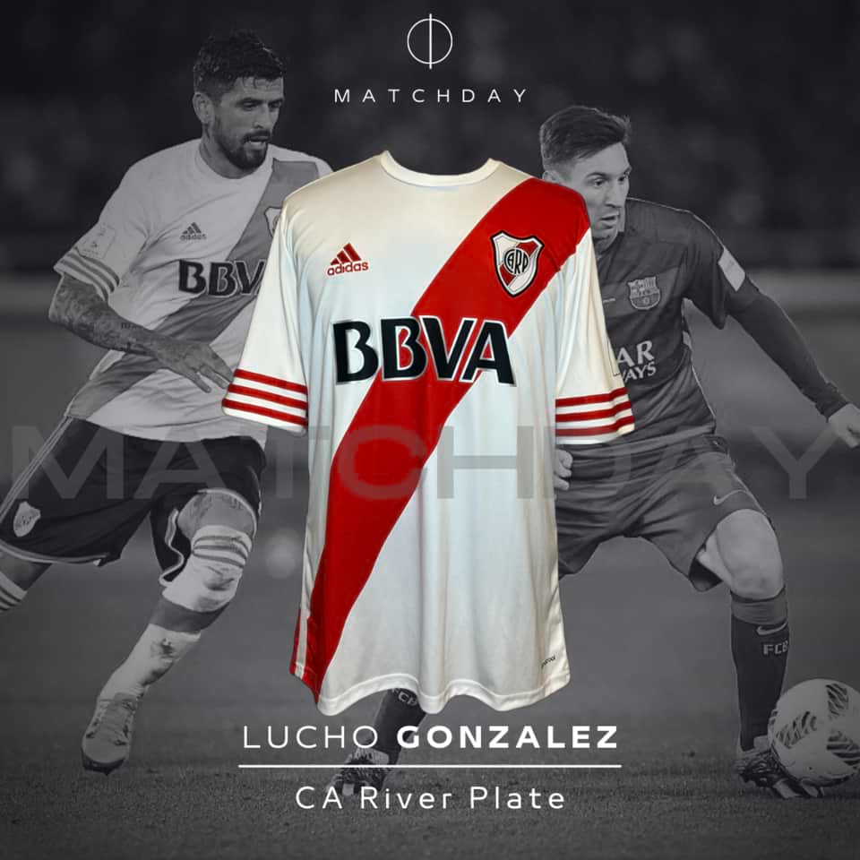 Lucho Gonzalez + Pennant – River Plate – Match issue – 2015 – FIFA Club World Cup