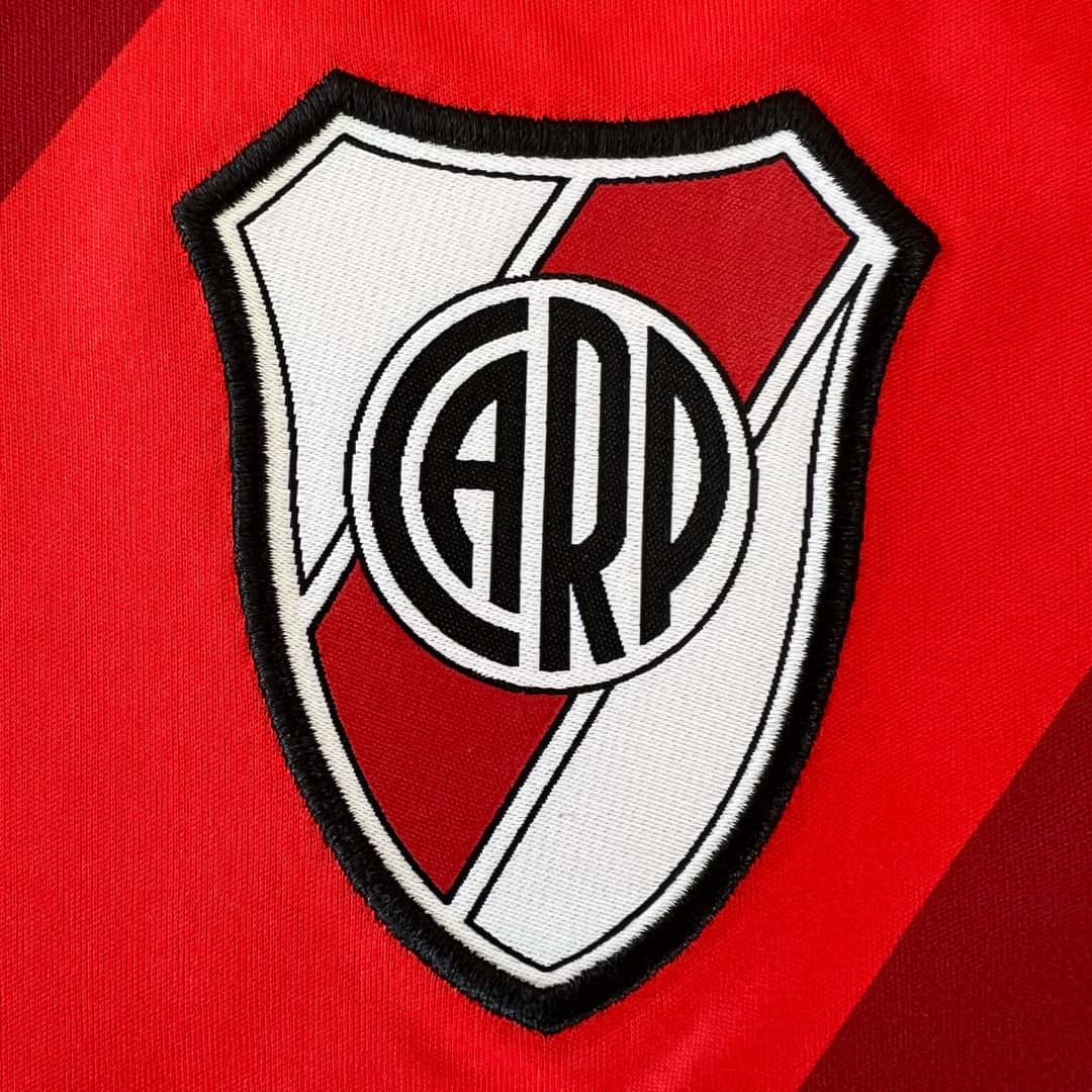 River Plate – Adidas – Javier Pinola – Copa Libertadores 2020 - Imagen 10