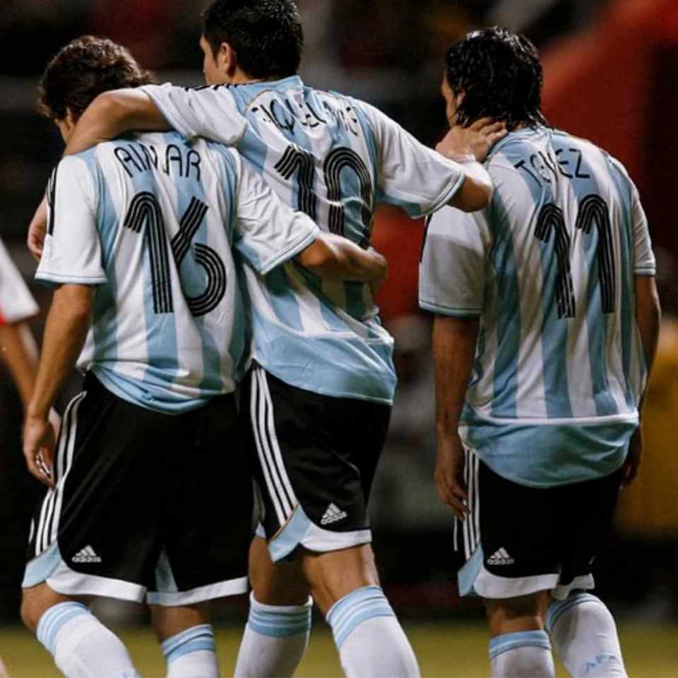 Carlos Tevez match issue jersey – AFA – Copa America 2007 - Image 15