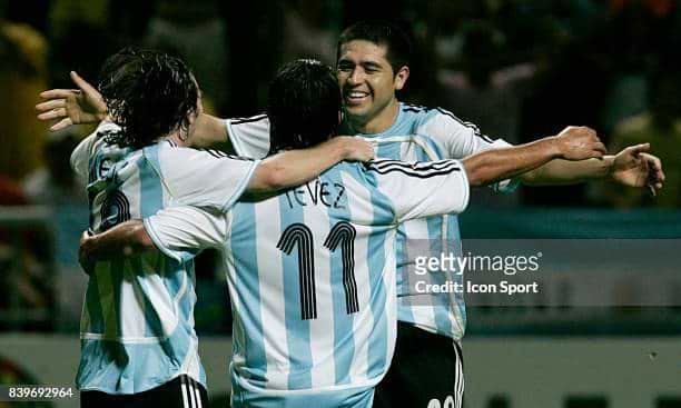 Carlos Tevez match issue jersey – AFA – Copa America 2007 - Image 17