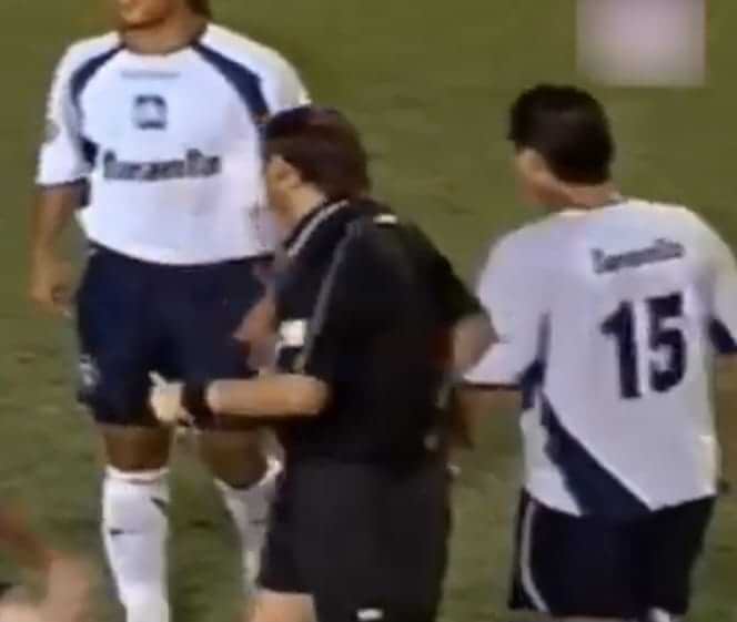 Hugo Morales match worn jersey – Independiente – Clausura 2004 - Image 16