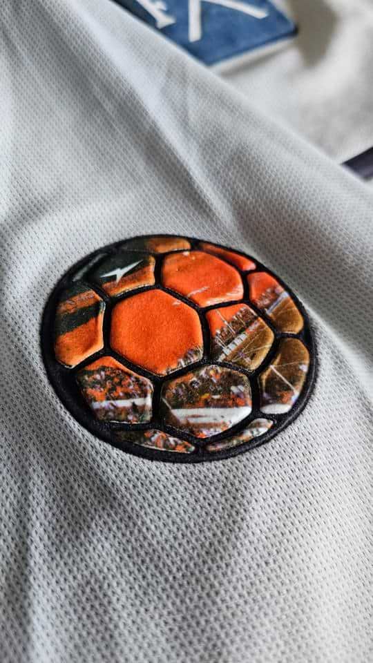 Hugo Morales match worn jersey – Independiente – Clausura 2004 - Image 11
