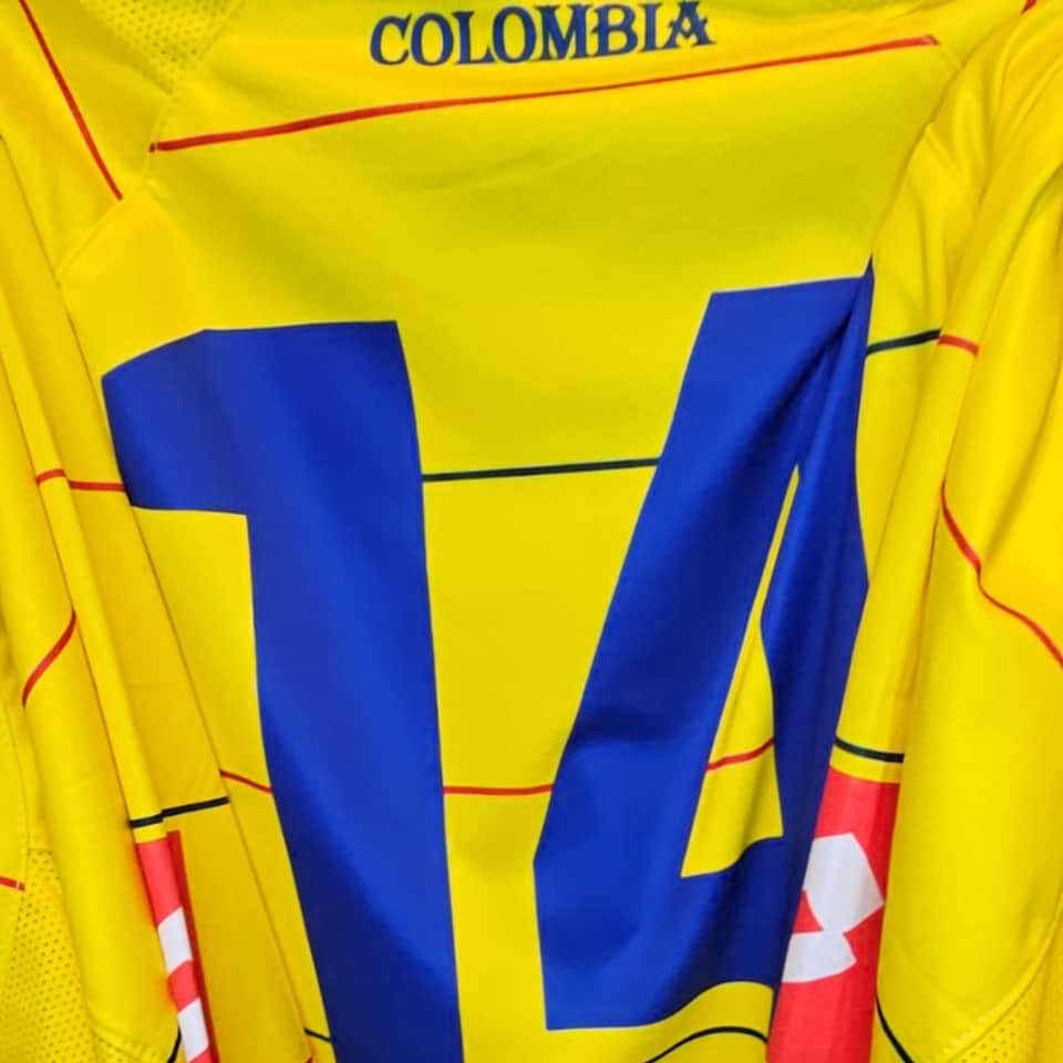 Luis Perea – Colombia – Match worn – 2006 WC Quilifiers - Image 6