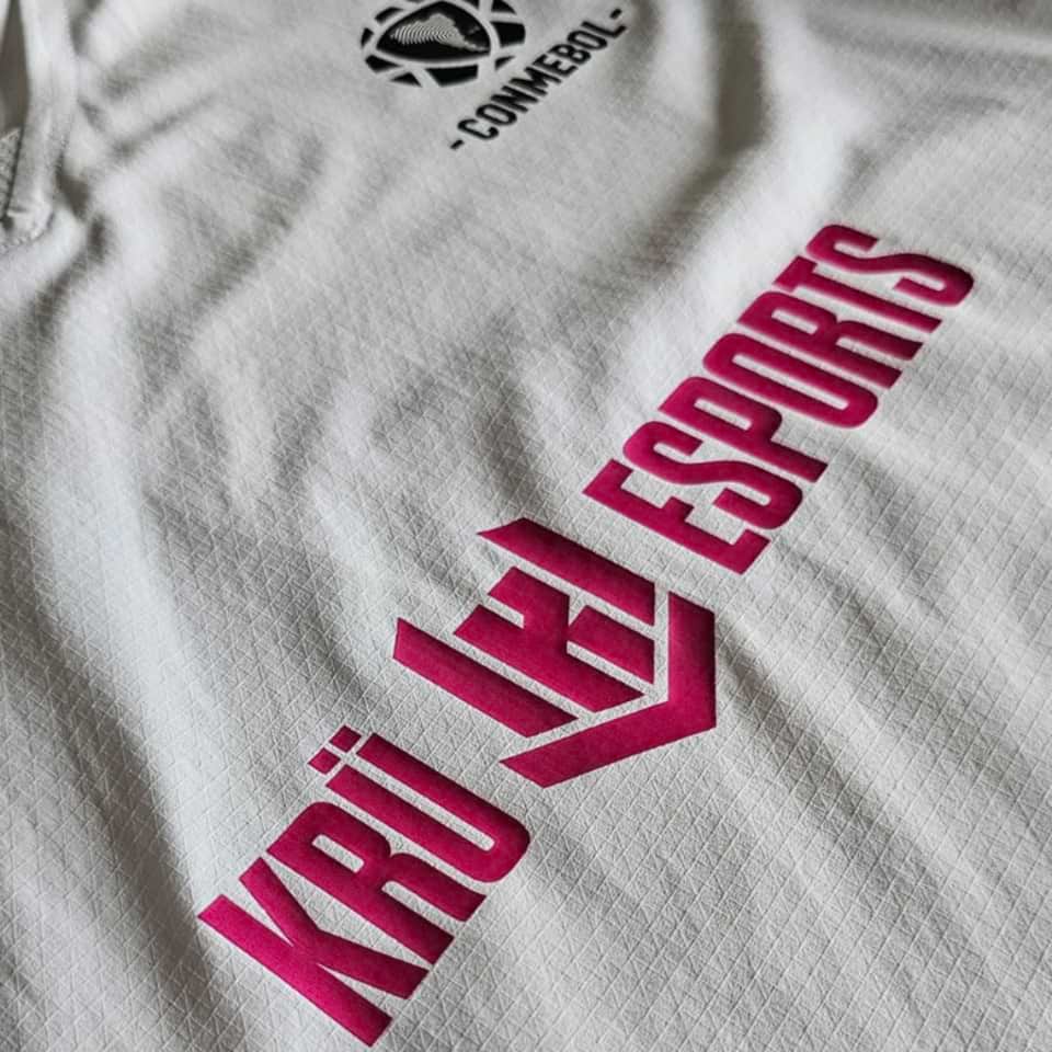 Carlos Valderrama – Tango – Match worn – Conmebol Leyends 2023 - Image 10