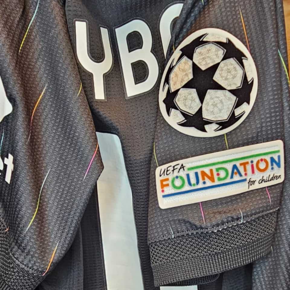 Paulo Dybala – Juventus – Match issue + Captain ribbon – Champions League 2021 - Image 6