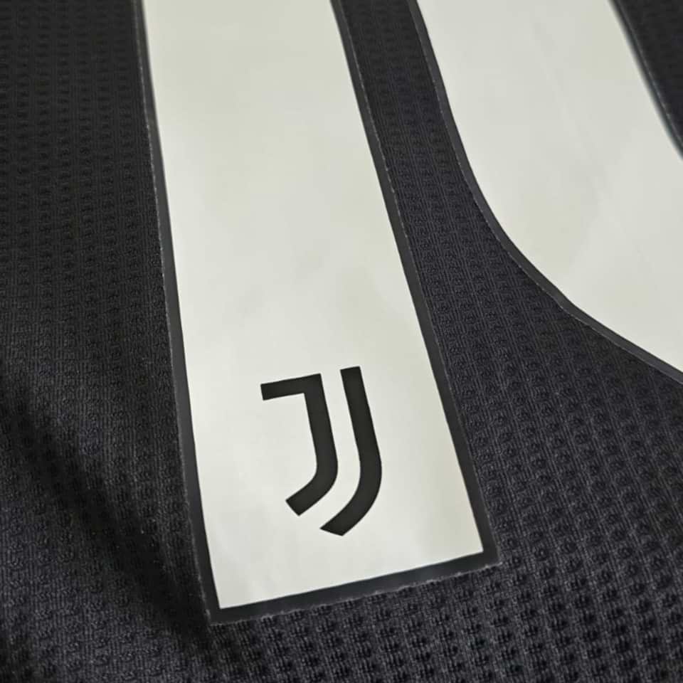 Paulo Dybala – Juventus – Match issue + Captain ribbon – Champions League 2021 - Image 13