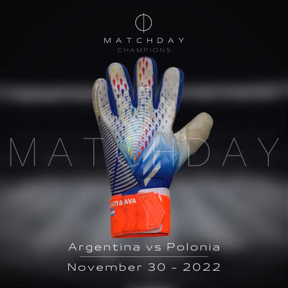 Emiliano Martinez – Left glove – FIFA World Cup Qatar 2022 - Imagen 4