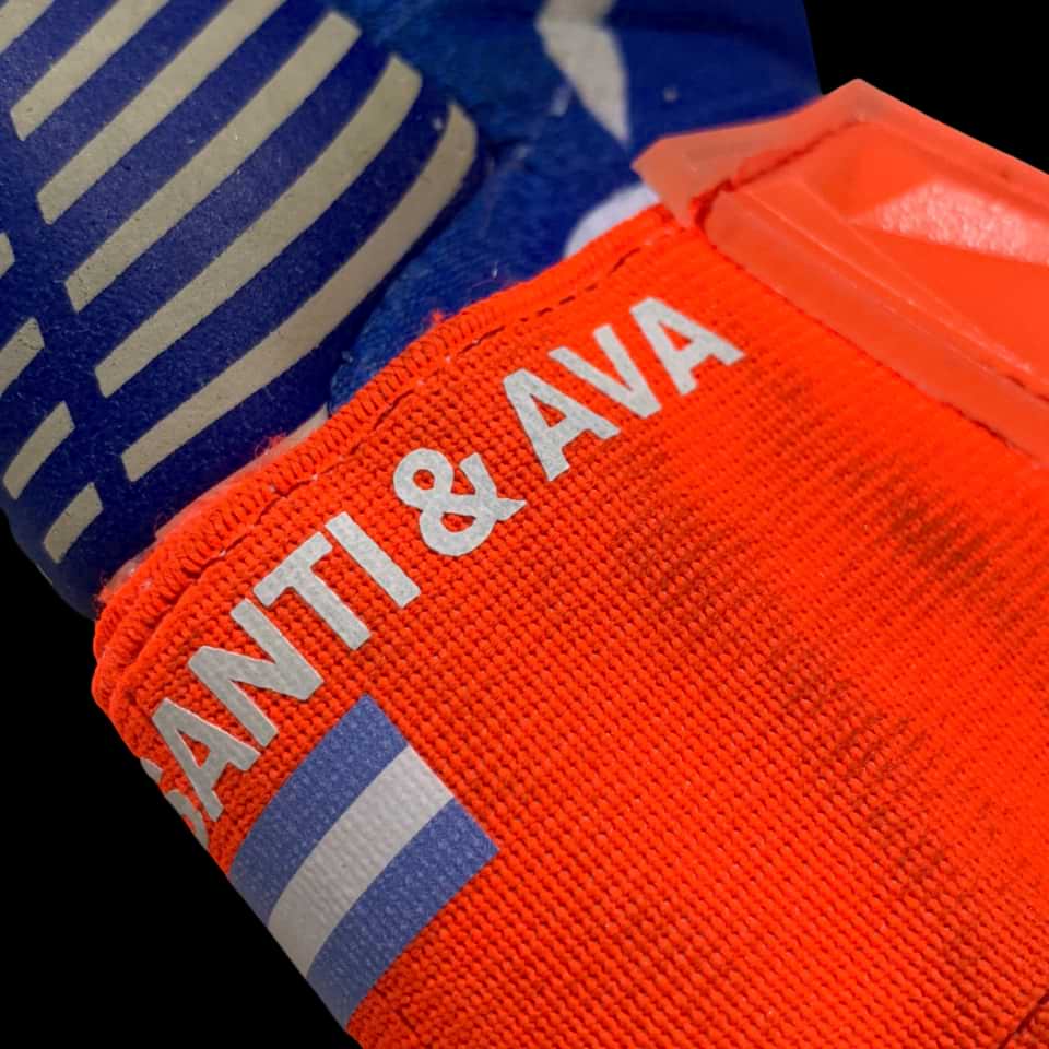 Emiliano Martinez – Left glove – FIFA World Cup Qatar 2022 - Imagen 8