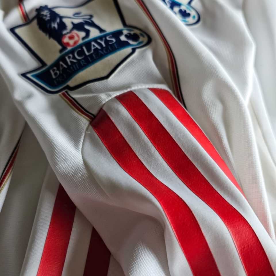 Joe Cole – Match issued – Liverpool – Premier League 2010/11 - Image 17