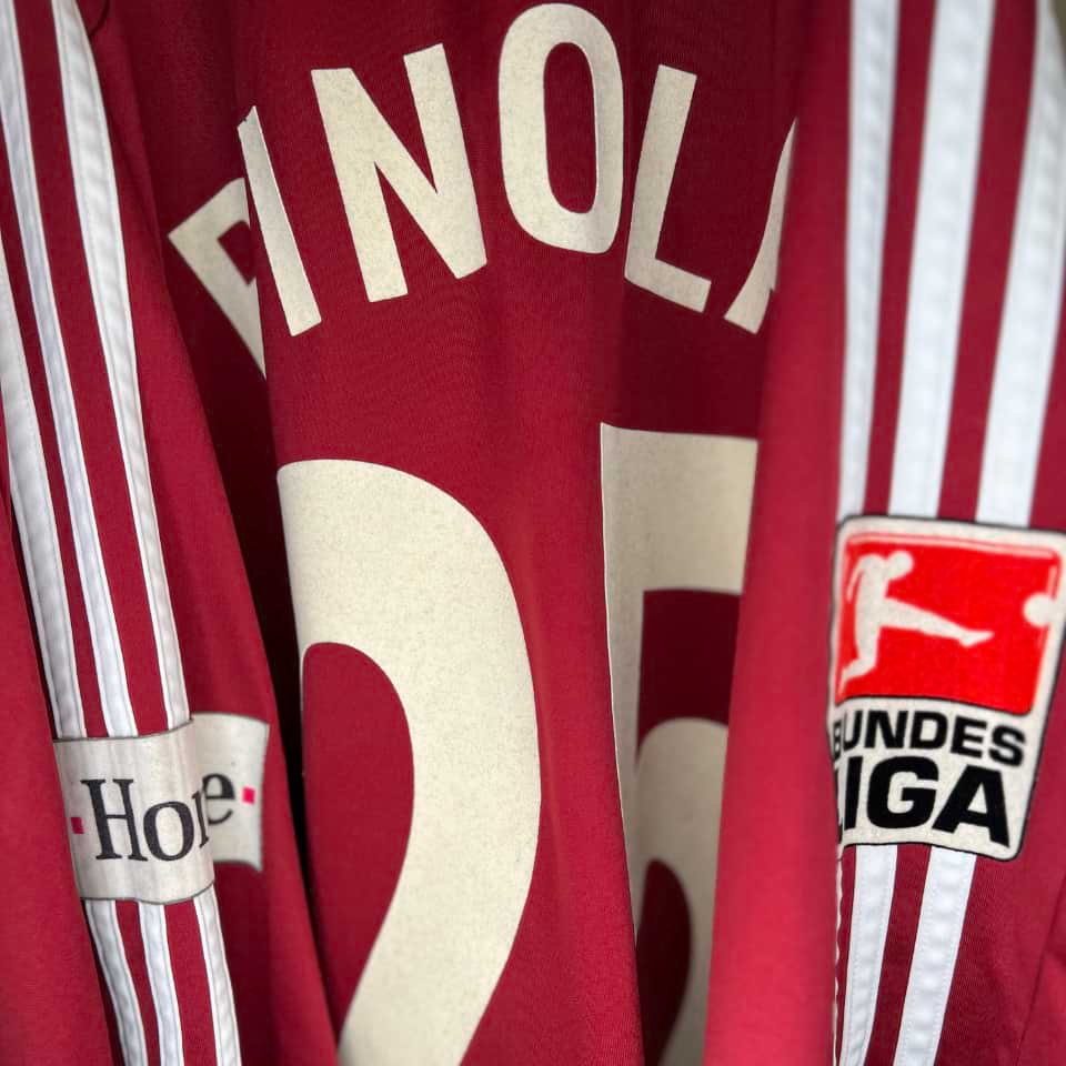 Javier Pinola – Match worn – 1. FC Nürnberg vs Bayern Munich – Bundesliga 2008 - Imagen 6