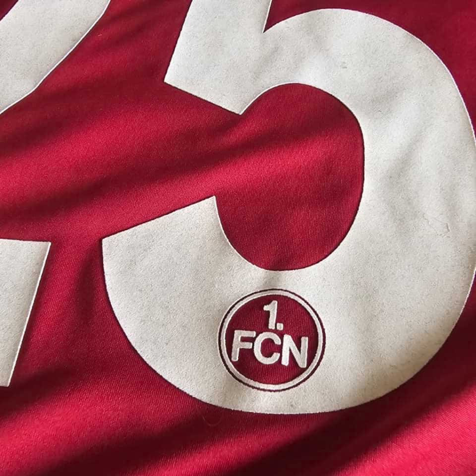 Javier Pinola – Match worn – 1. FC Nürnberg vs Bayern Munich – Bundesliga 2008 - Imagen 15