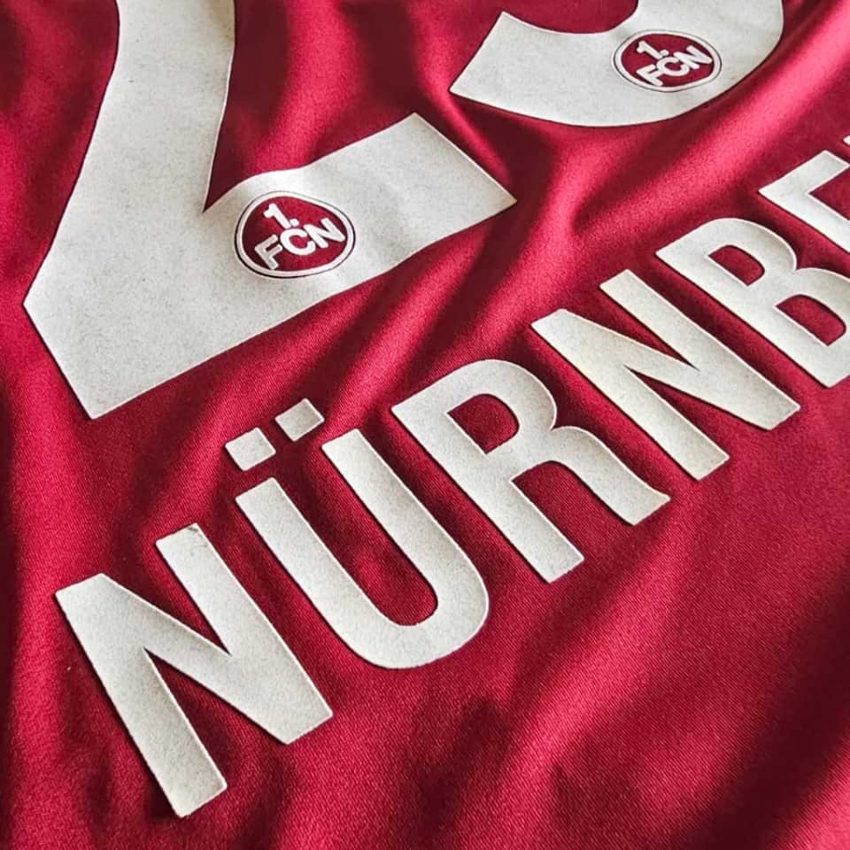 Javier Pinola – Match worn – 1. FC Nürnberg vs Bayern Munich – Bundesliga 2008 - Imagen 16