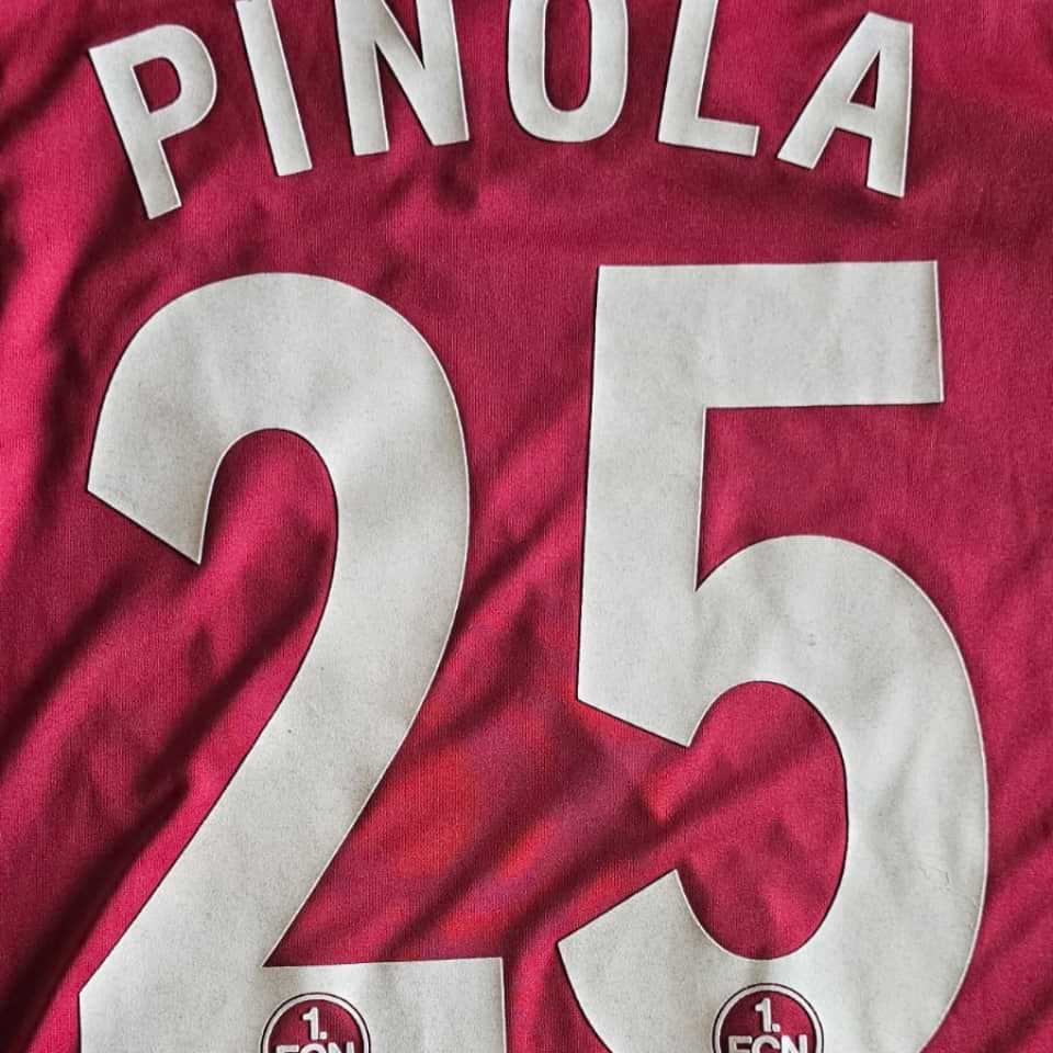 Javier Pinola – Match worn – 1. FC Nürnberg vs Bayern Munich – Bundesliga 2008 - Imagen 19