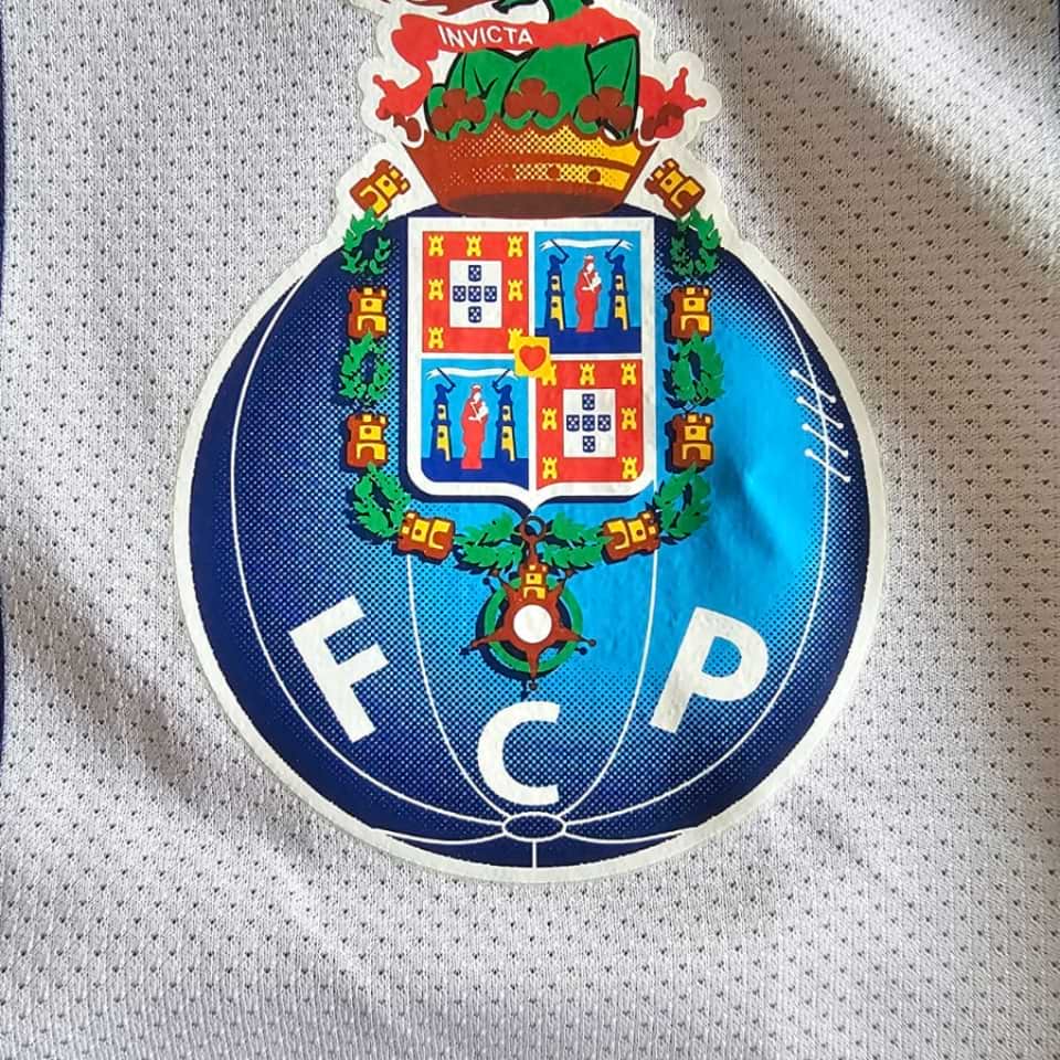 Nicolas Otamendi – Match worn – Porto FC vs Benfica SL – Primeira Liga 2011 - Imagen 8