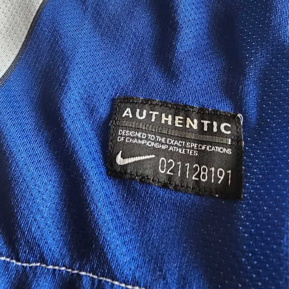 Nicolas Otamendi – Match worn – Porto FC vs Benfica SL – Primeira Liga 2011 - Imagen 11