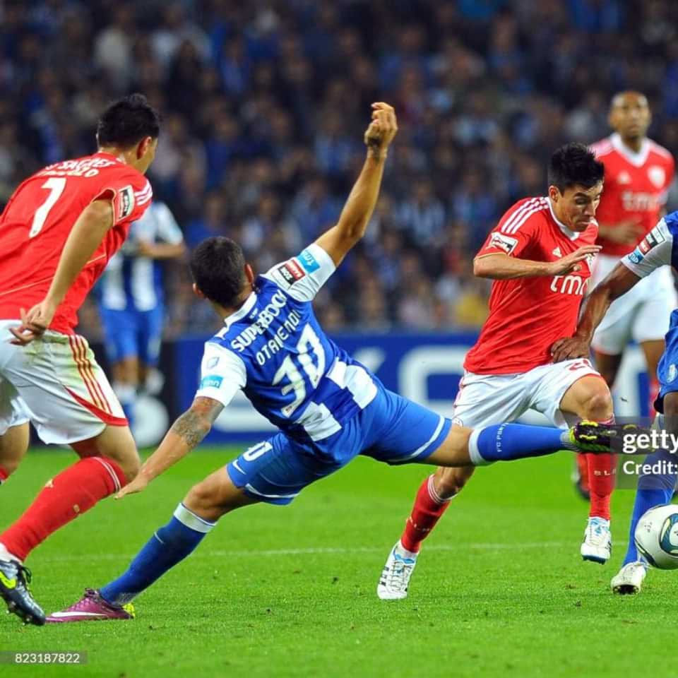 Nicolas Otamendi – Match worn – Porto FC vs Benfica SL – Primeira Liga 2011 - Imagen 22