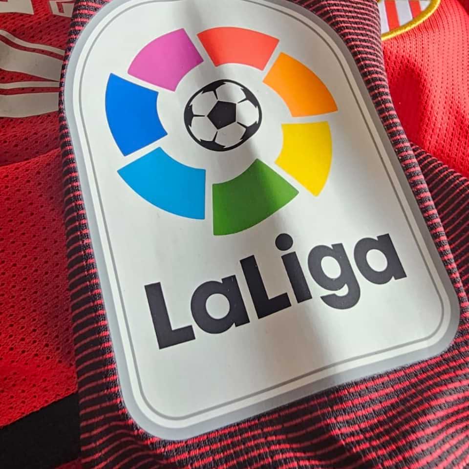 Ever Banega – Match worn – Valencia CF vs Sevilla FC – LaLiga 2018 - Imagen 10