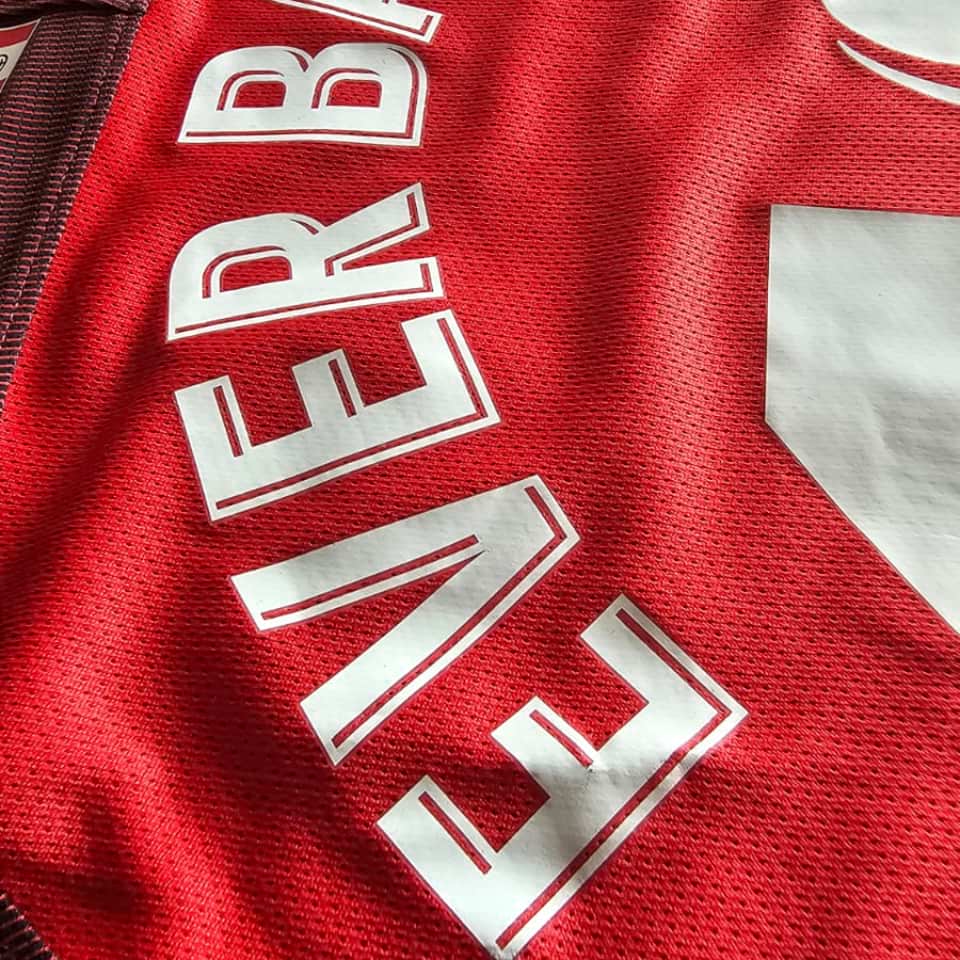 Ever Banega – Match worn – Valencia CF vs Sevilla FC – LaLiga 2018 - Imagen 13