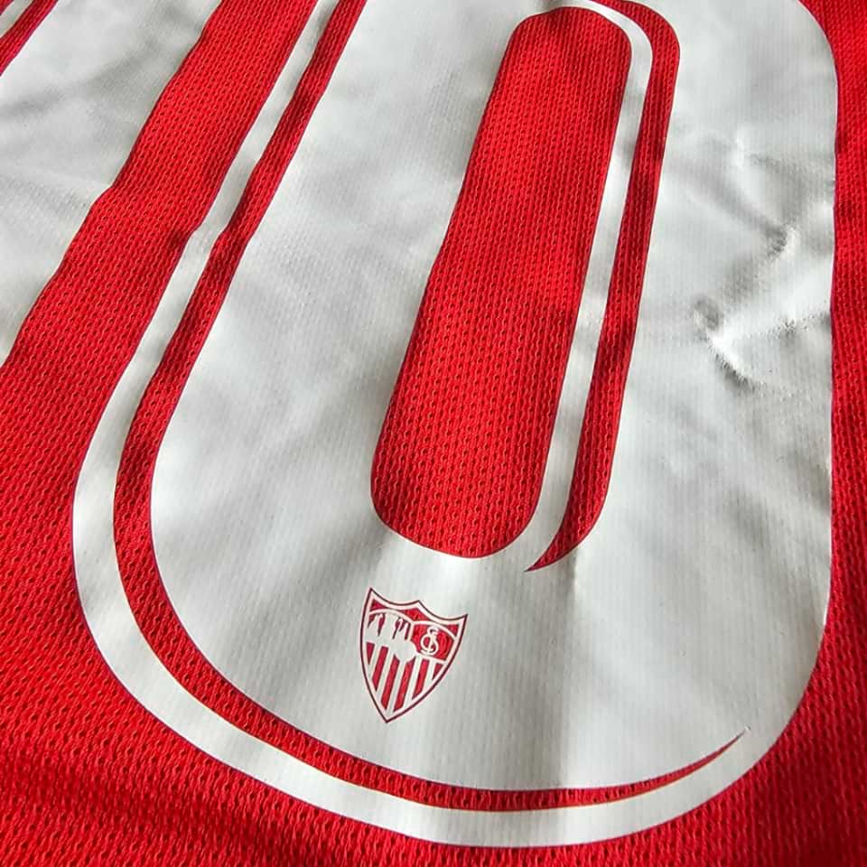 Ever Banega – Match worn – Valencia CF vs Sevilla FC – LaLiga 2018 - Imagen 16