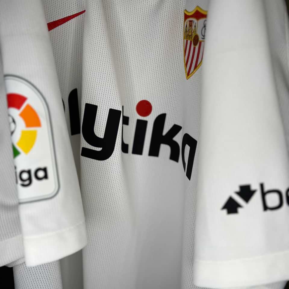 Gabriel Mercado – Match worn – Sevilla FC. vs Leganes – LaLiga 2019 - Imagen 6