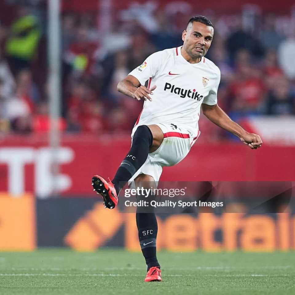 Gabriel Mercado – Match worn – Sevilla FC. vs Leganes – LaLiga 2019 - Imagen 20