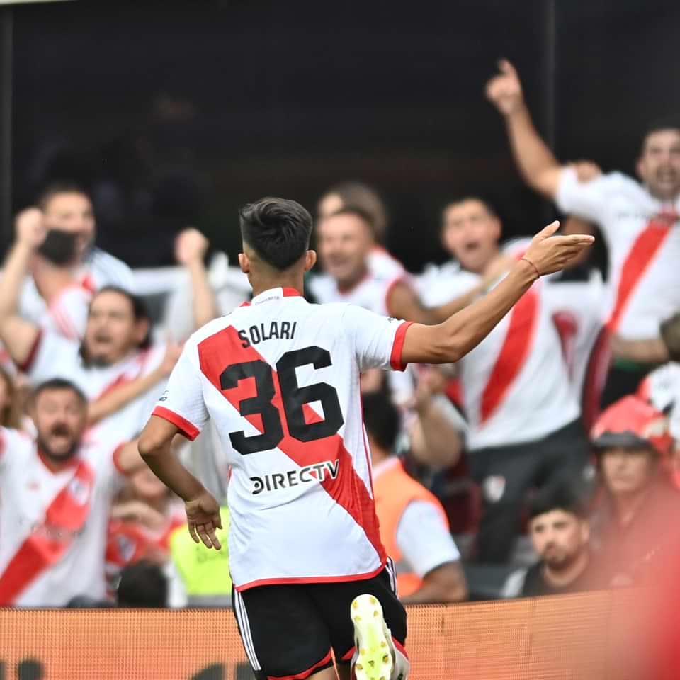 Pablo Solari – Match Worn & Signed game goal ball – River vs Boca – Copa de la Liga 2024 - Imagen 16