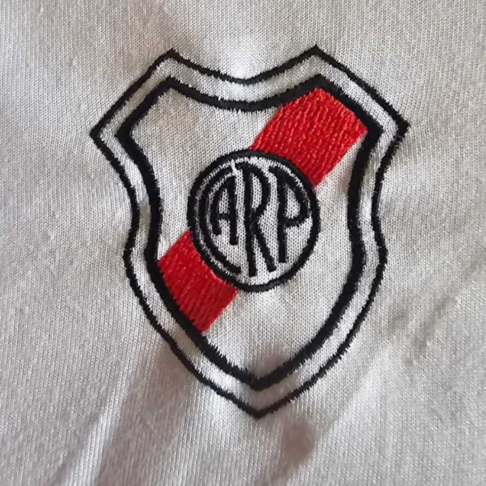 Enzo Francescoli – River Plate – Match worn shirt – Torneo Apertura 1995 - Imagen 8