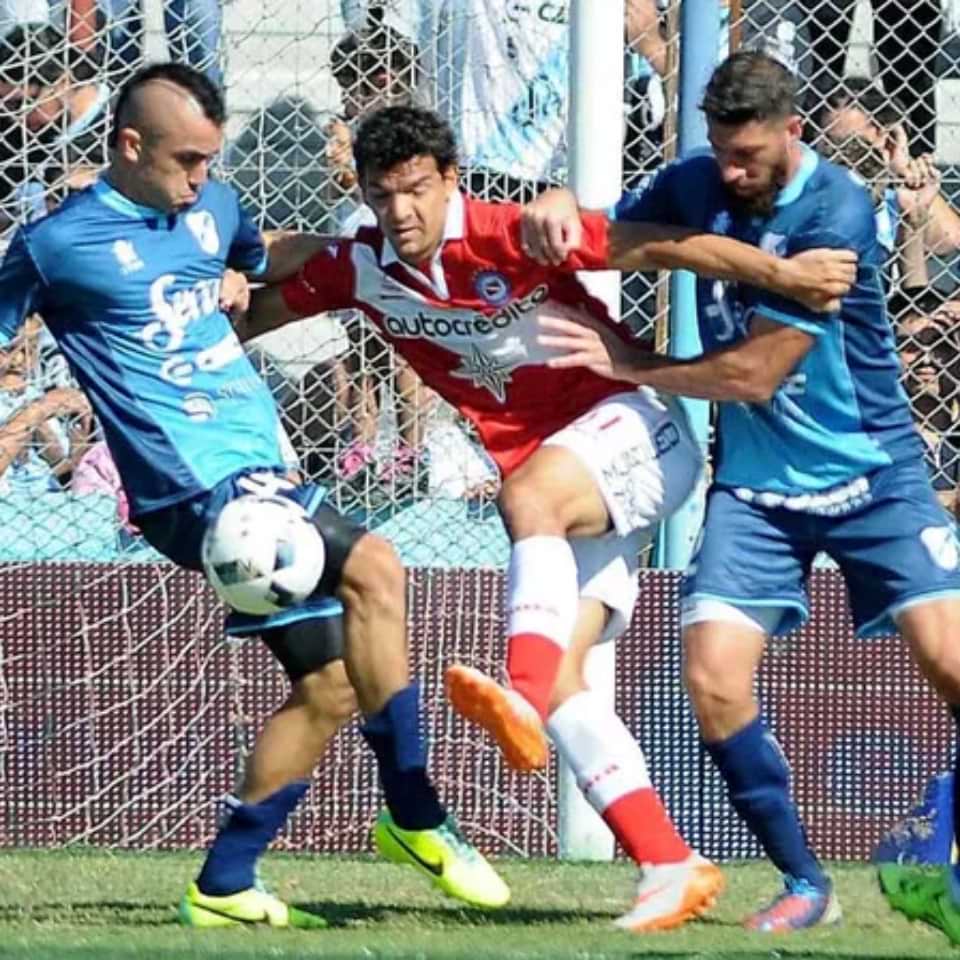 Braian Romero – Argentinos Juniors – Campeonato Primera División 2017 – Match worn in bench - Imagen 18
