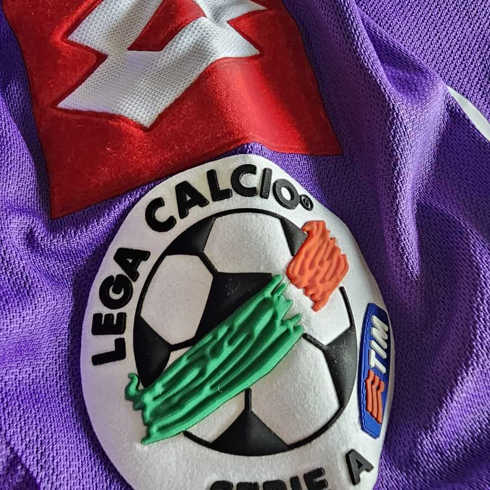 Alessandro Gamberini – ACF Fiorentina FIFA GAME 2010 – MATCH WORN - Imagen 17