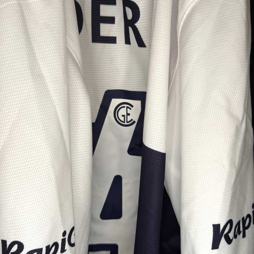 Facundo Oreja – Gimnasia Esgrima La Plata – Temporada 2018 – Utilería - Imagen 8