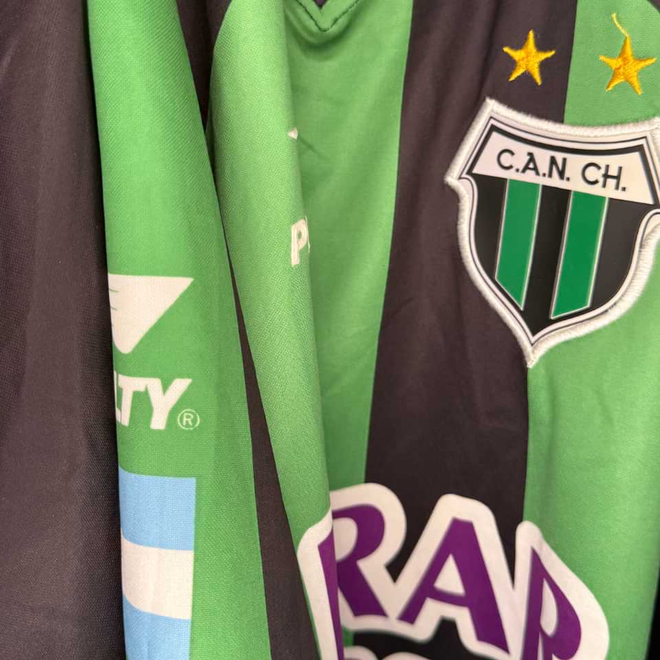 Livio Prieto – Nueva Chicago – Torneo Clausura 2004 – MATCH WORN - Imagen 7