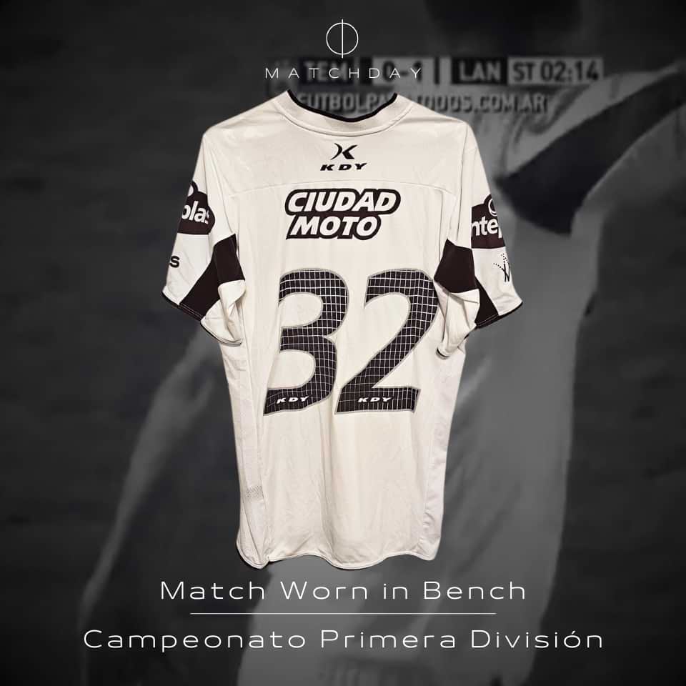 Maximiliano Cáceres – Lanús 2015 – Match Worn in bench - Imagen 3