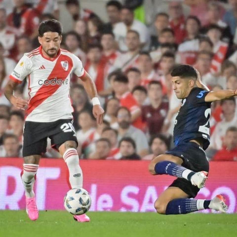 Milton Casco – River Plate – Copa de La Liga 2024 – MATCH WORN UNWASHED JERSEY - Imagen 8