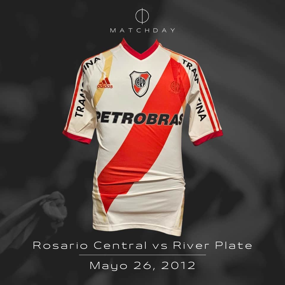 Rogelio Funes Mori – River Plate – Temporada 2011/12 – Match issued jersey - Imagen 4