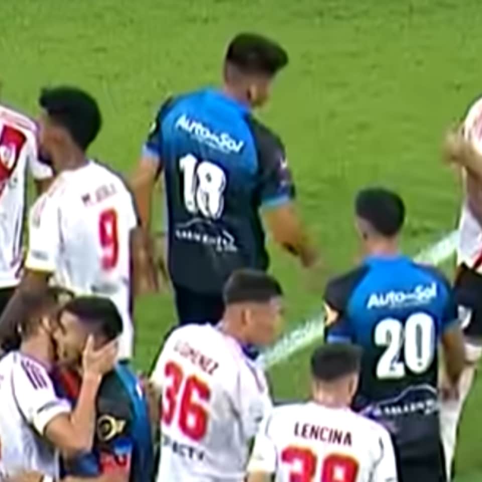 Iván Edgardo Paz – Club Ciudad Bolivar – Copa Argentina 2025 – Utilería - Imagen 8