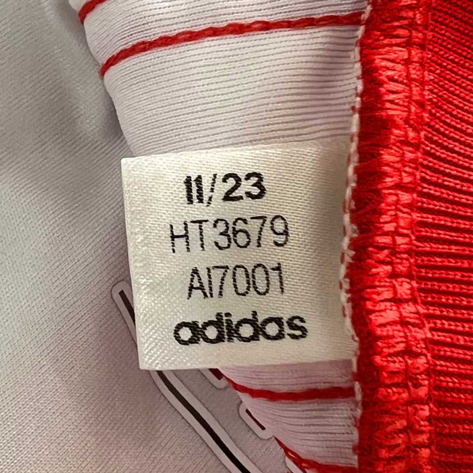Alejandro “Chori” Dominguez – Leyendas River Plate – Match worn signed unwashed - Image 11
