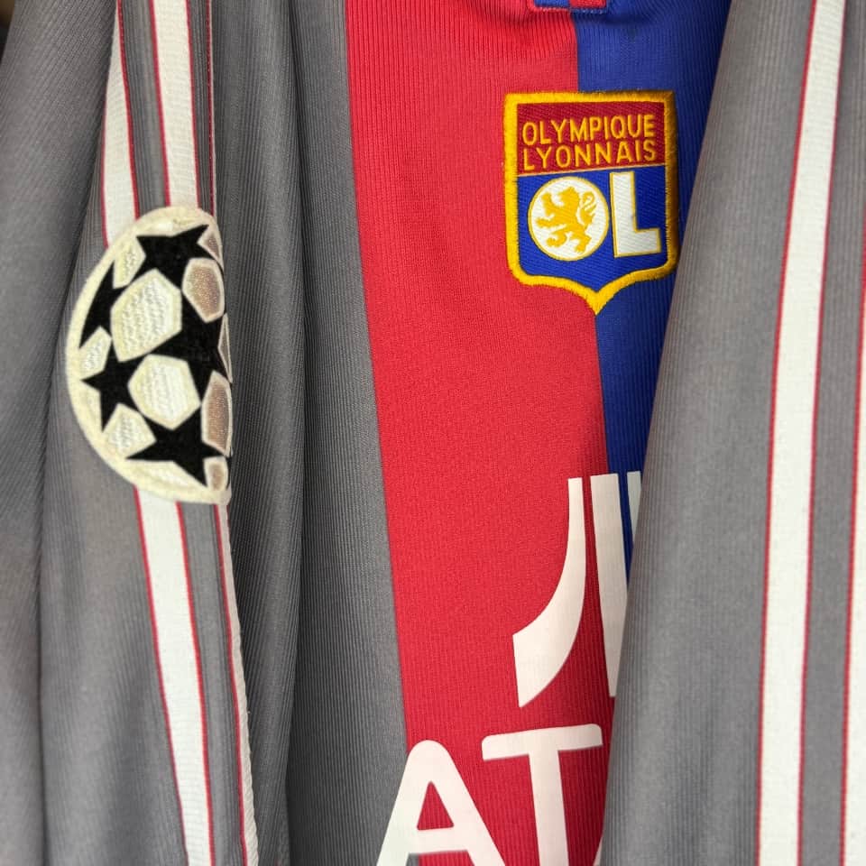 Éric Deflandre – Olympique Lyonnais – UEFA Champions League 2001/02 – Match Issued jersey - Imagen 6