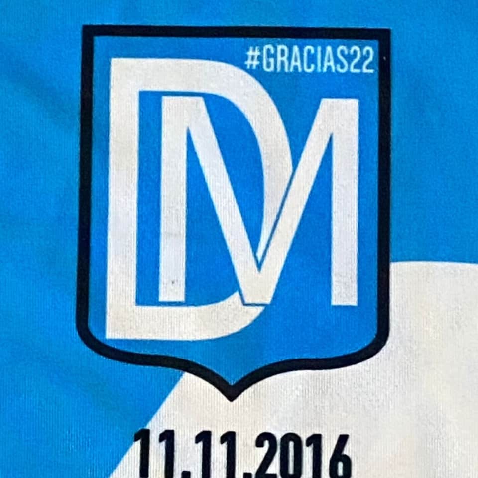 Diego Milito – Partido despedida – Farewell match – SIGNED protocol jersey - Imagen 16