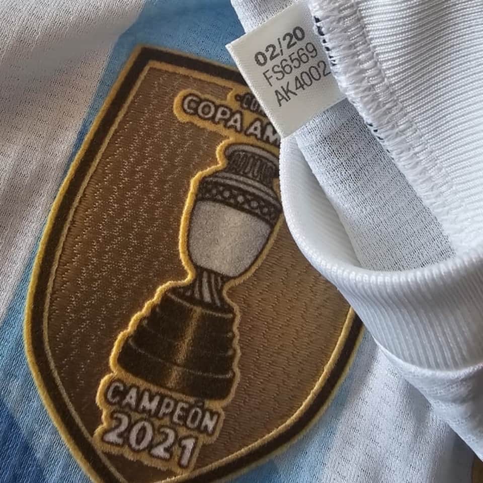 Nahuel Molina – Argentina – Finalissima 2022 – Match Issued jersey + Training bib (Pechera) - Imagen 24