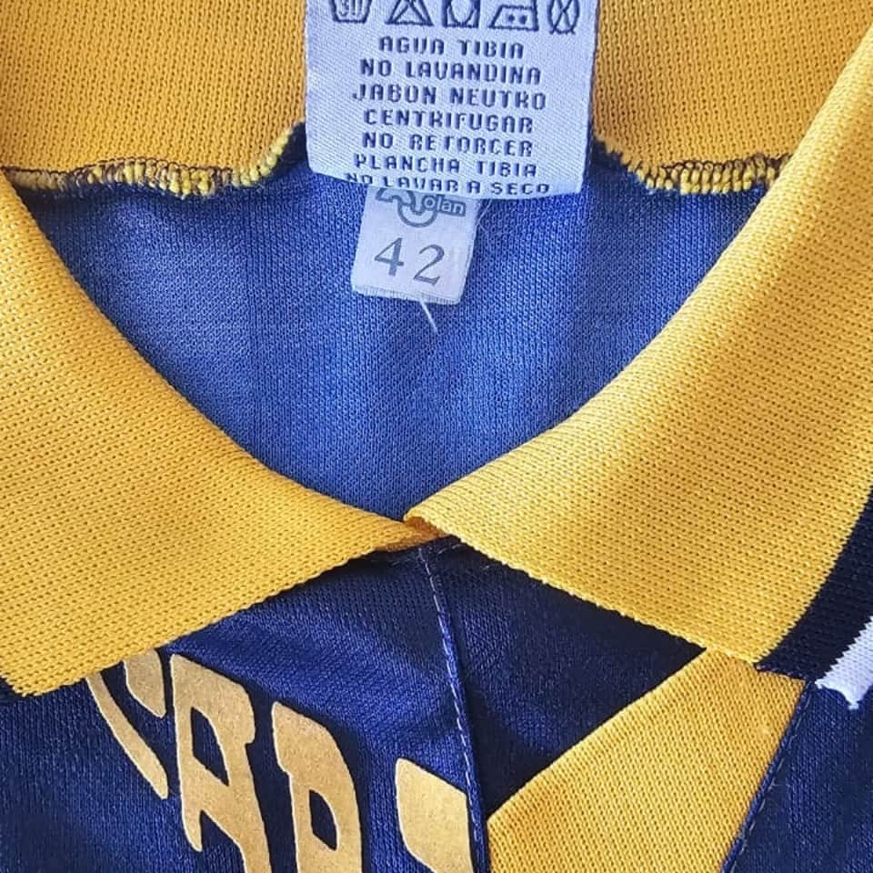 Diego Armando Maradona – Boca Juniors – Gira Asia Tour 1996 – MATCH WORN JERSEY - Imagen 10