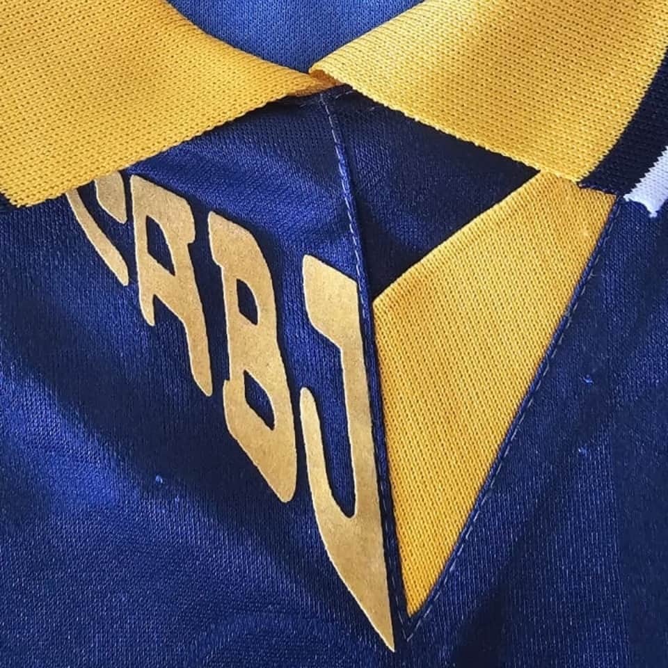Diego Armando Maradona – Boca Juniors – Gira Asia Tour 1996 – MATCH WORN JERSEY - Imagen 11