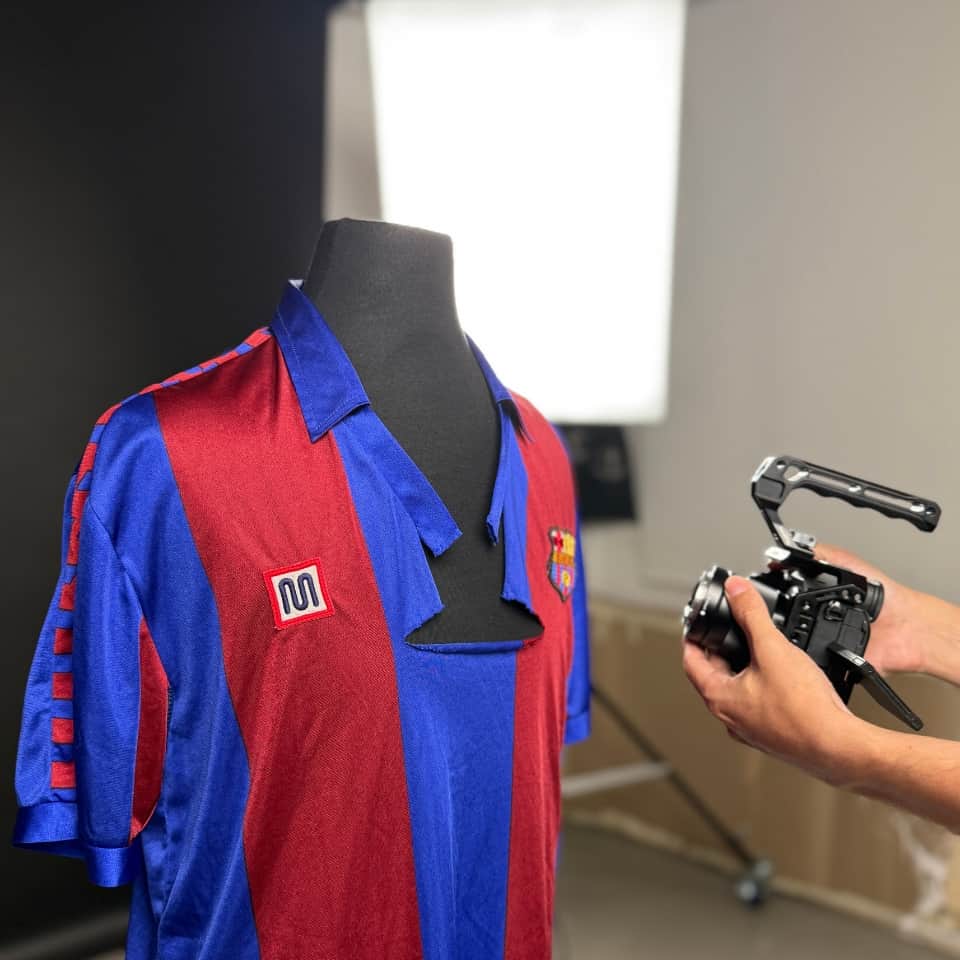 Diego Armando Maradona – FC Barcelona – Copa del Rey 1983/84 – MATCH WORN JERSEY – PHOTOMATCH - Imagen 39