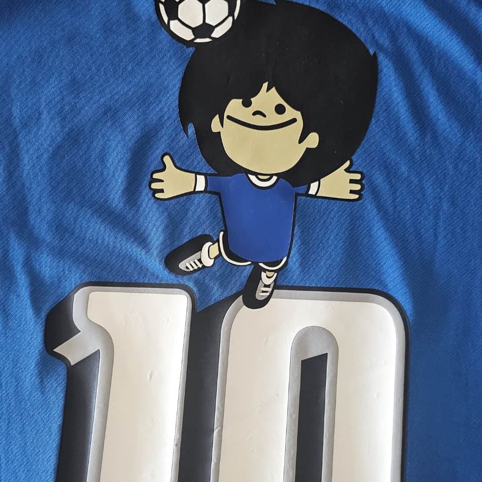 Kit “La Noche del 10” – Football-tennis shirts and cap – 2005 - Imagen 25