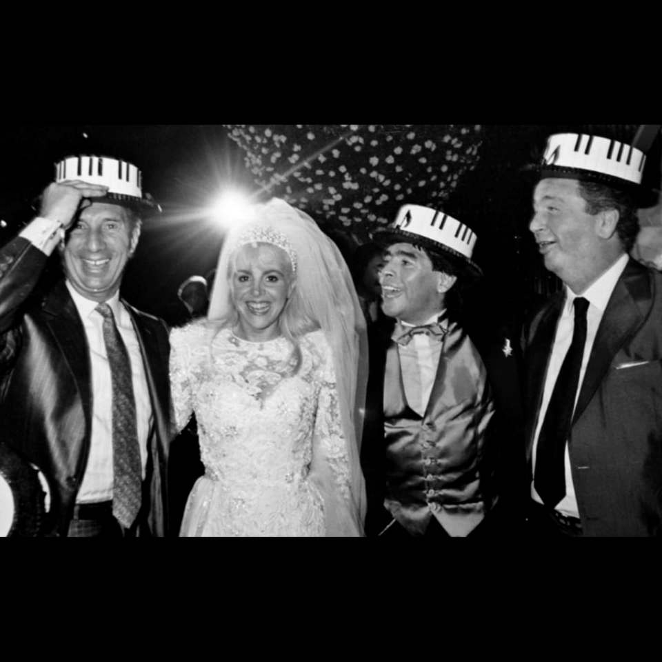 Diego Maradona – Sombrero Casamiento / Wedding Hat – 1989 - Imagen 7