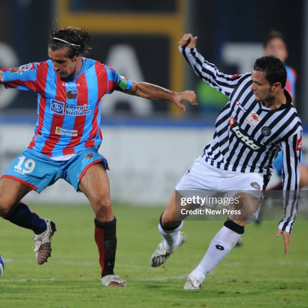 Alexis Sánchez – Udinese Calcio – Serie A 2008/09 – MATCH WORN JERSEY – CUT SLEEEVES – P. ALVAREZ COLLECTION - Imagen 20
