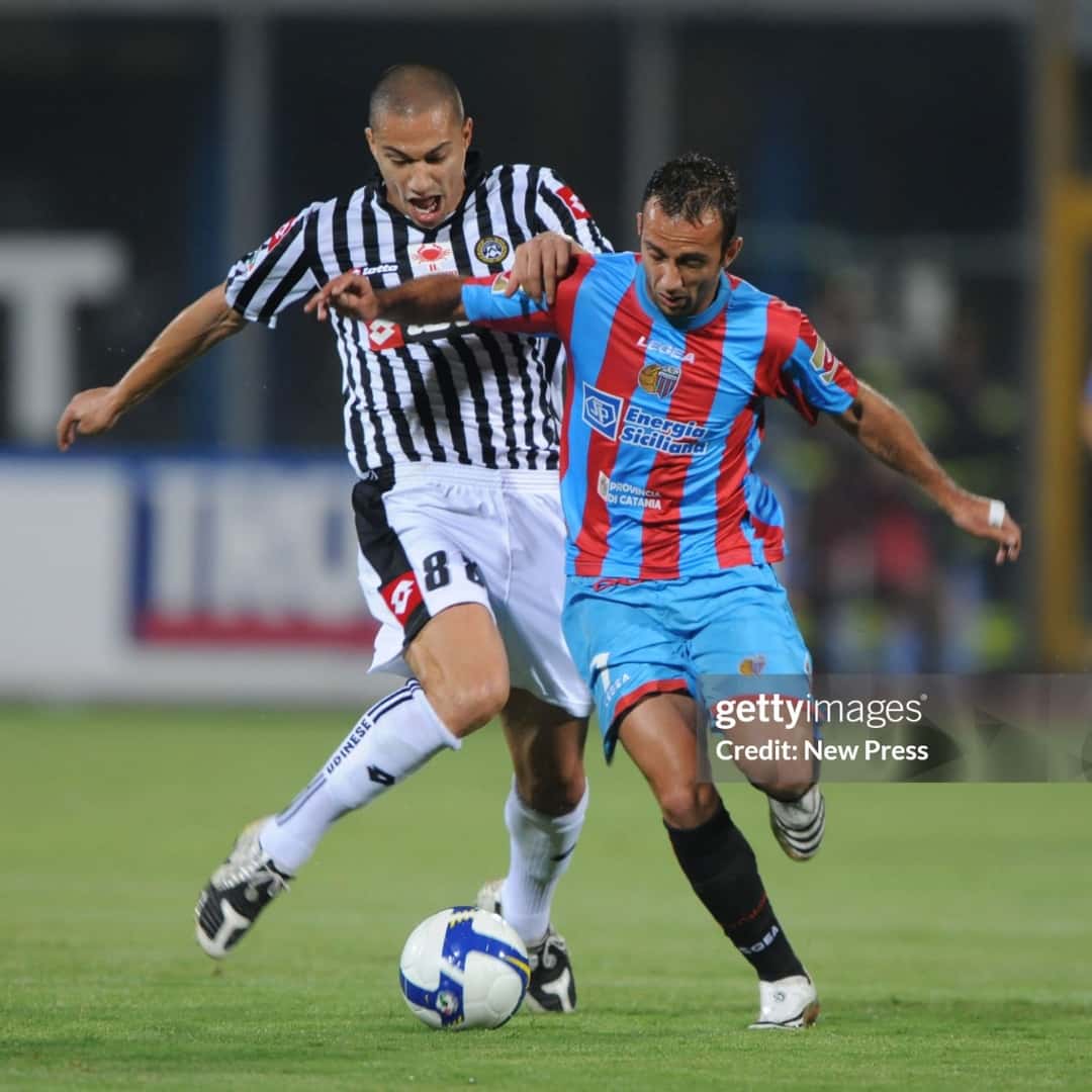 Alexis Sánchez – Udinese Calcio – Serie A 2008/09 – MATCH WORN JERSEY – CUT SLEEEVES – P. ALVAREZ COLLECTION - Imagen 19
