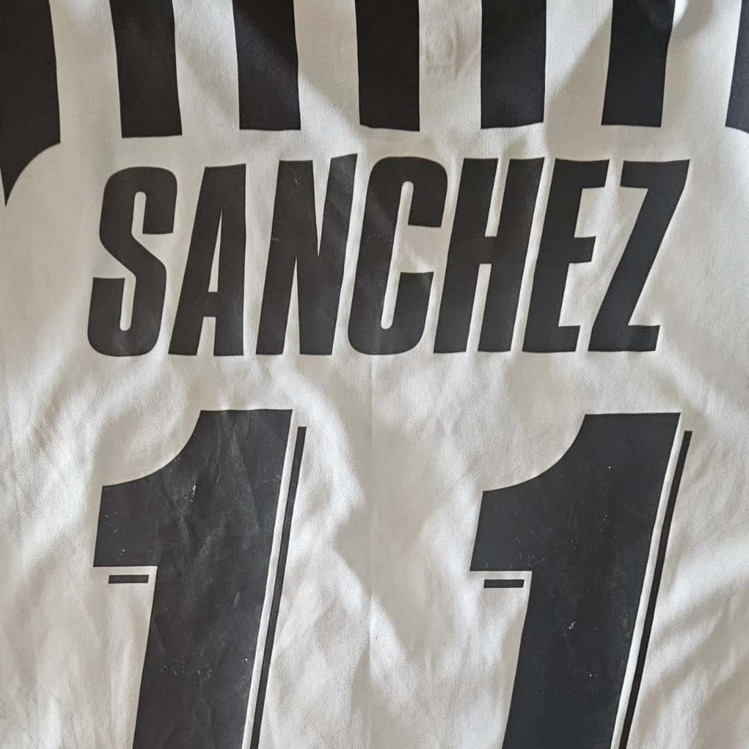Alexis Sánchez – Udinese Calcio – Serie A 2008/09 – MATCH WORN JERSEY – CUT SLEEEVES – P. ALVAREZ COLLECTION - Imagen 8