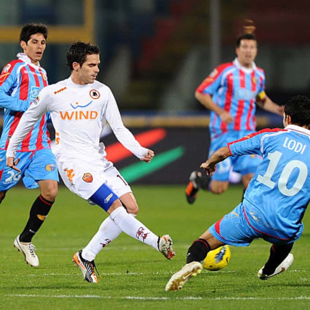 Fernando Gago – AS Roma – Serie A 2011/12 – MATCH WORN JERSEY – P. ALVAREZ COLLECTION - Imagen 21