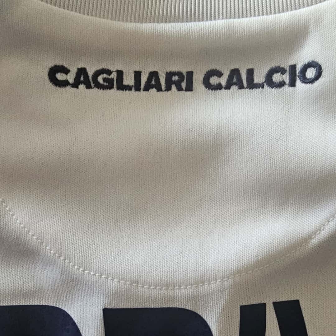 Joaquín Larrivey – Cagliari – Serie A 2009/10 – MATCH WORN IN BENCH JERSEY – P. ALVAREZ COLLECTION - Imagen 10